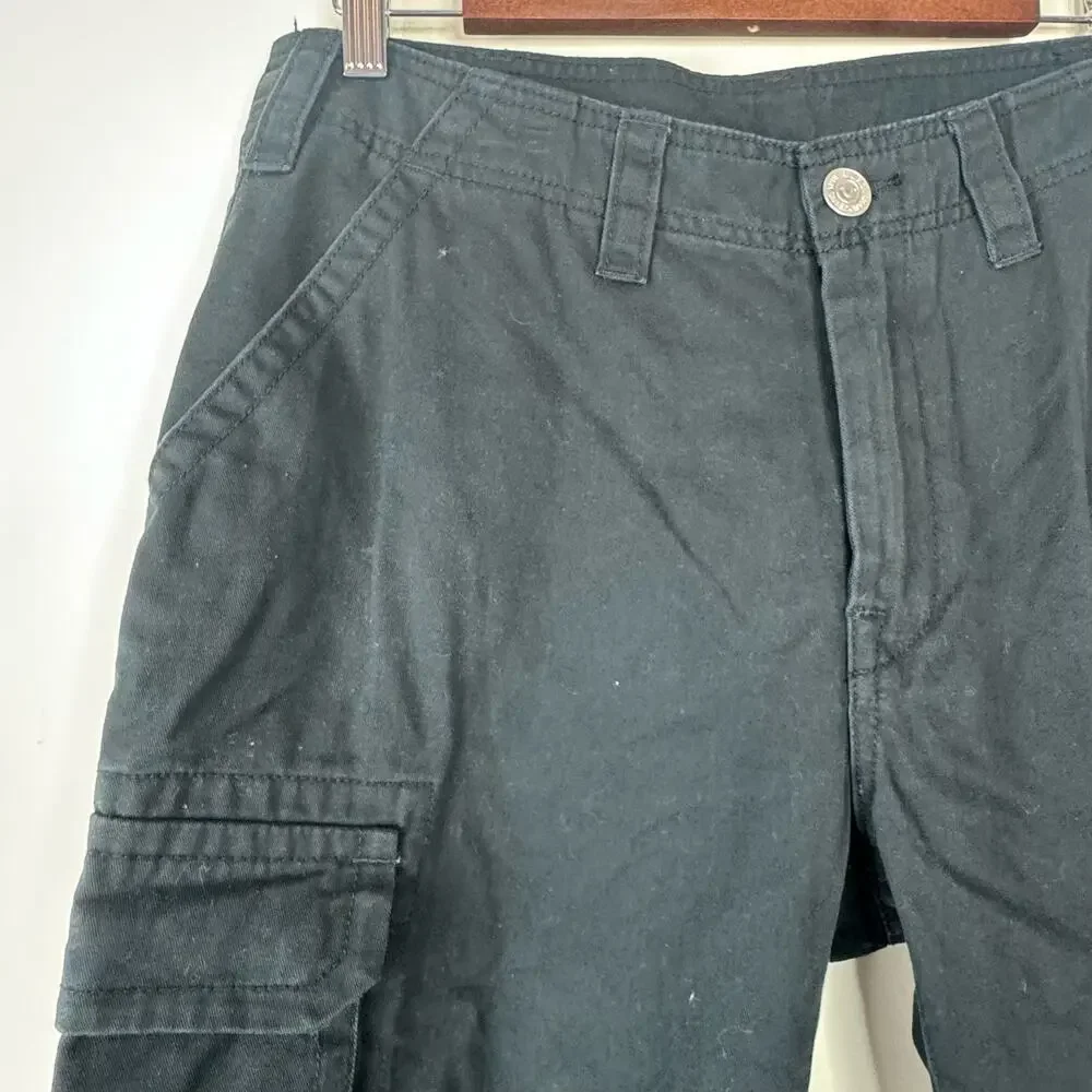 True Religion Jet Black Cargo Shorts NWT Size 31